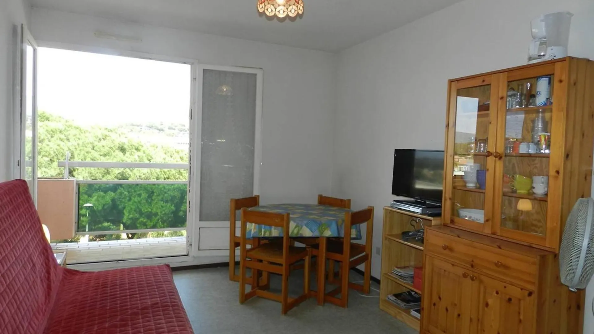 Charmant T2 A Bormes-Les-Mimosas, 4 Couchages, Parking, Proche Mer Et Commerces, Menage Inclus - Fr-1-251-803 França